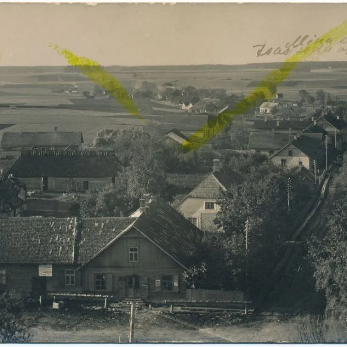 Pikk tänav vanal fotol